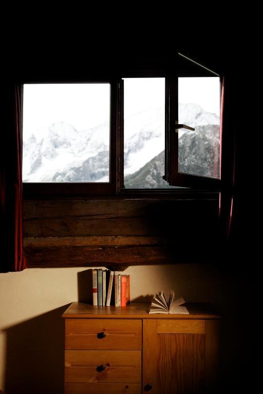 Hotel Dimora Storica La Mirandola Passo del Tonale Bilik gambar