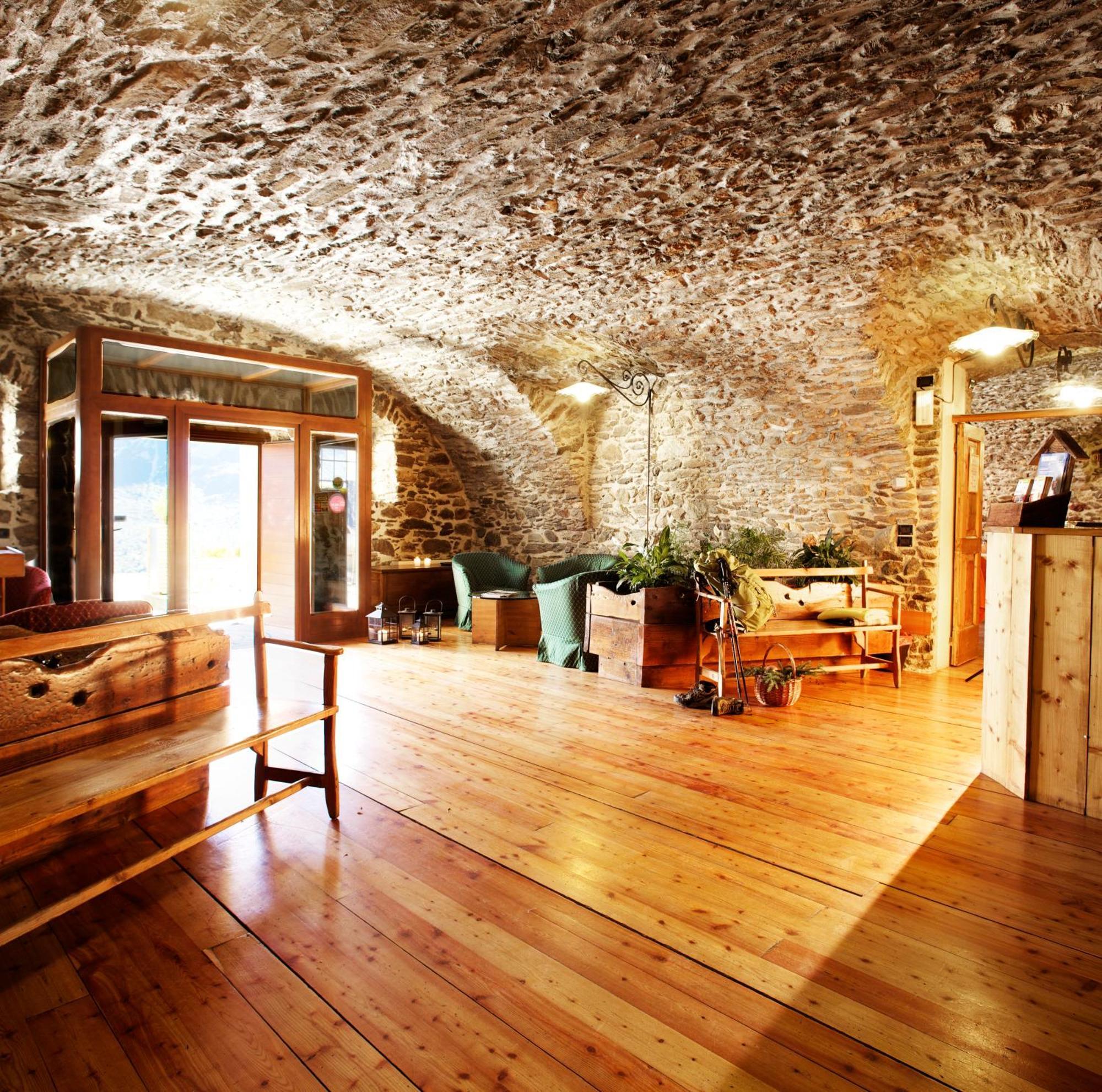 Hotel Dimora Storica La Mirandola Passo del Tonale Luaran gambar
